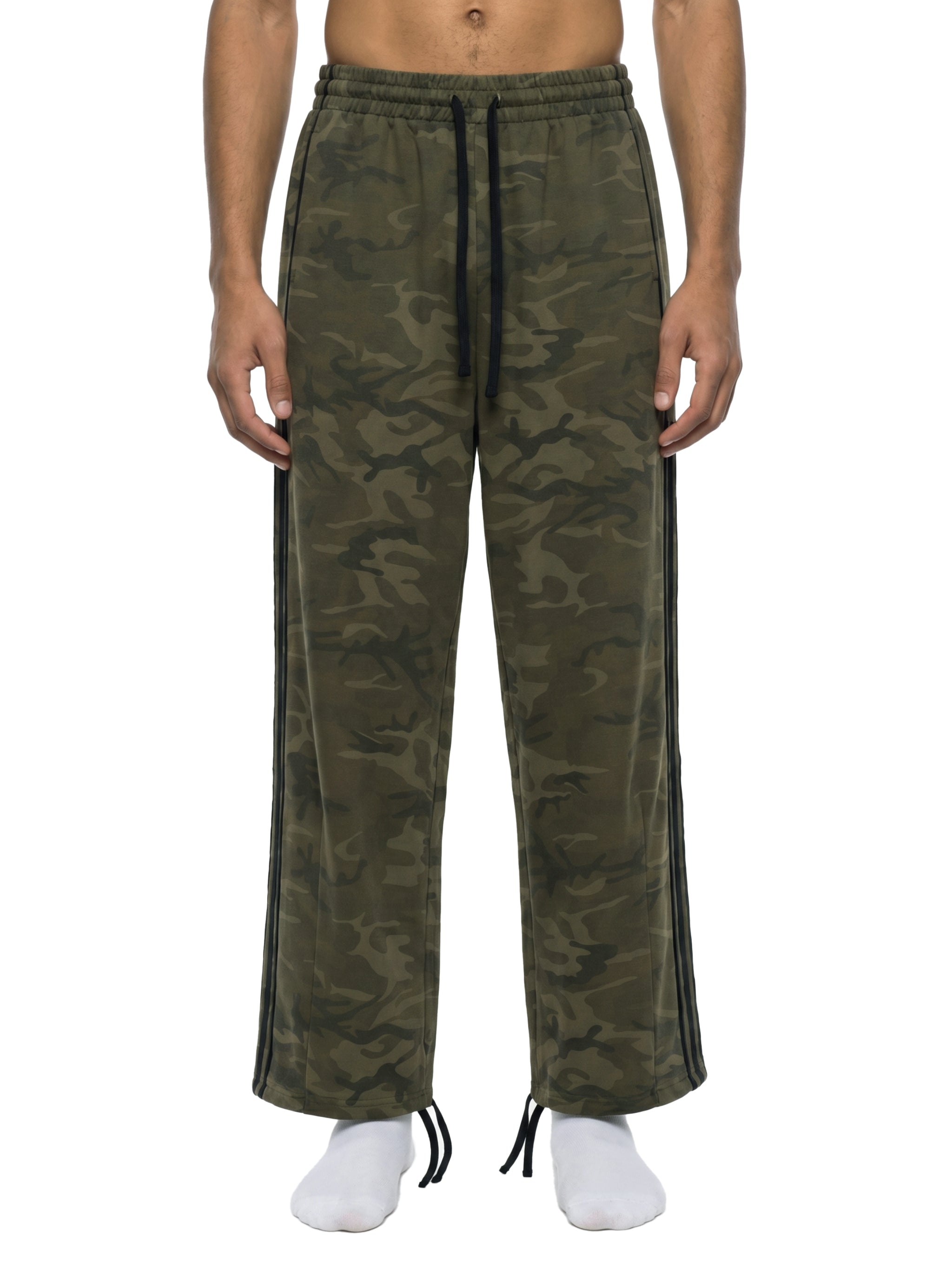 Unisex Camo Wide Leg Sweatpants