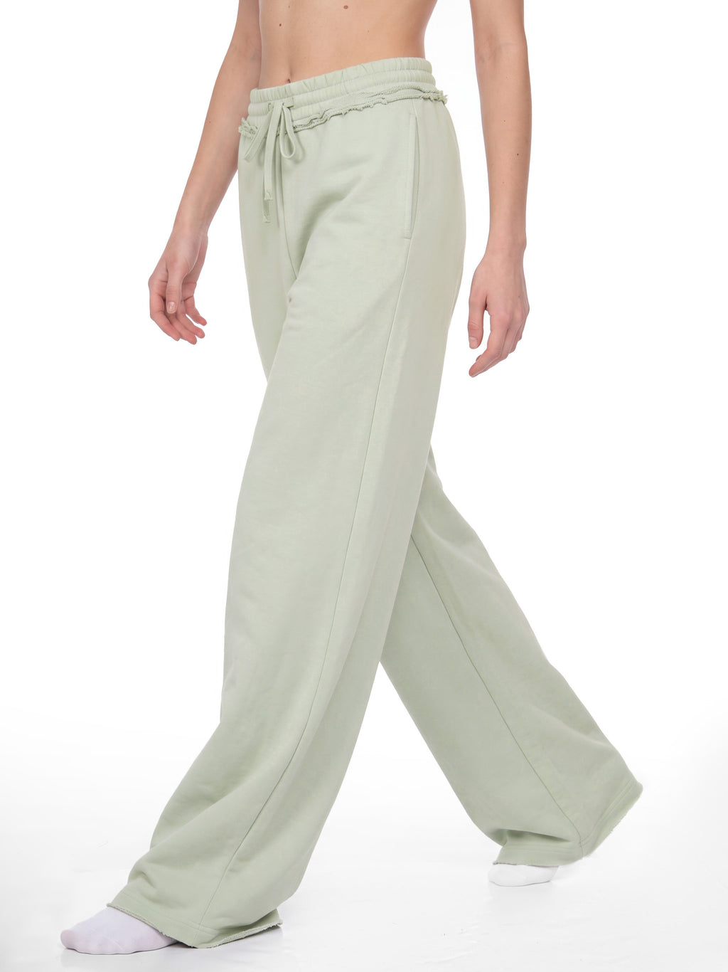 Women’s Wide Leg Raw Edge Sweatpants