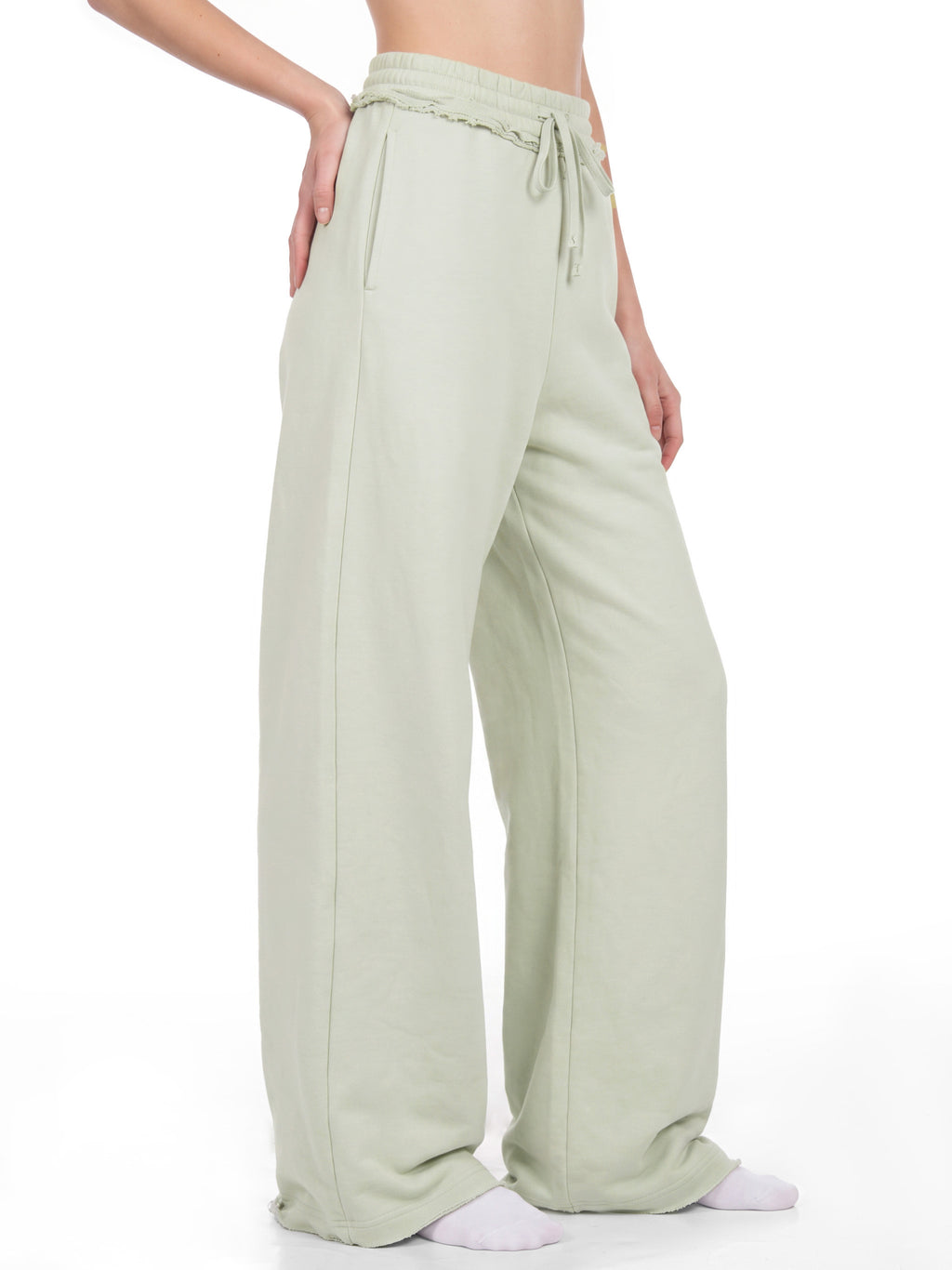 Women’s Wide Leg Raw Edge Sweatpants