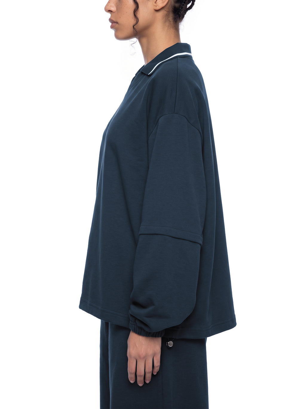V Boxy Collared Detachable Sweatshirt