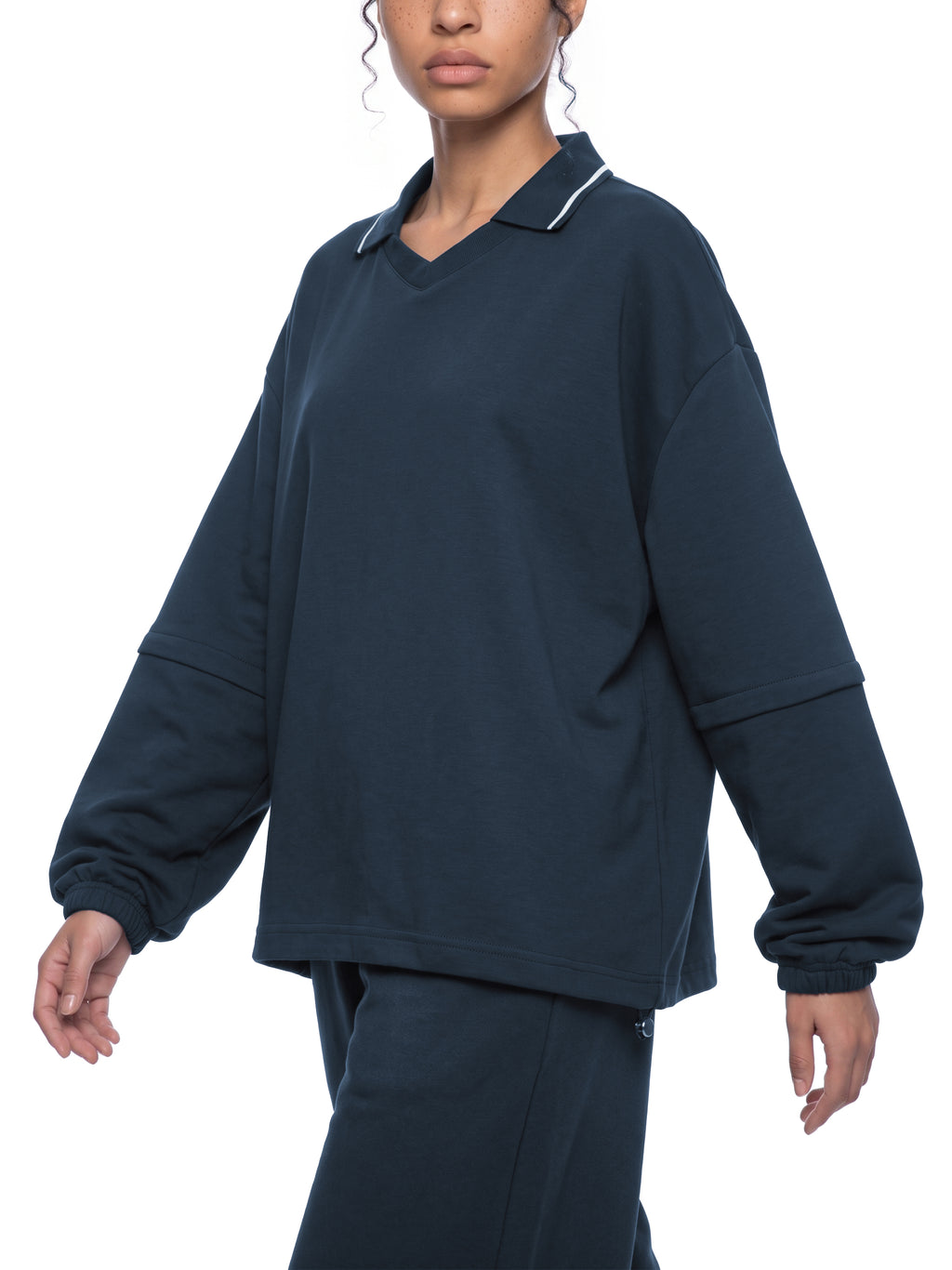 V Boxy Collared Detachable Sweatshirt