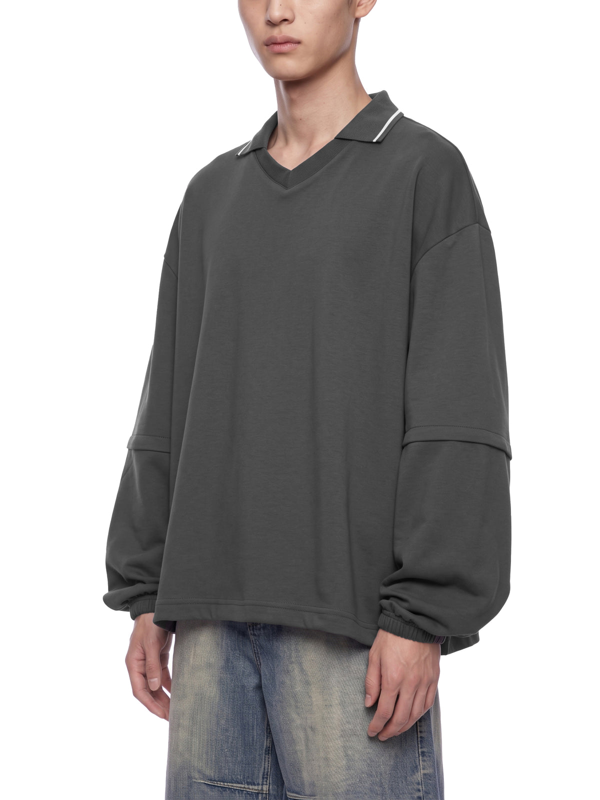 V Boxy Collared Detachable Sweatshirt